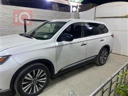 ميتسوبيشي اوتلاندر